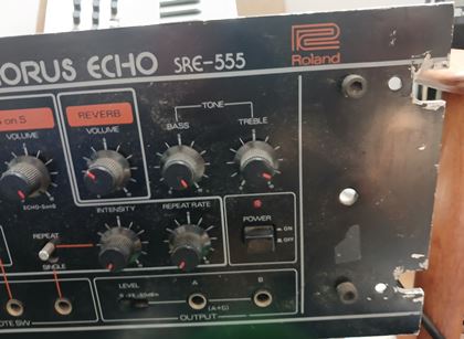 Roland-SRE-555 pro Chorus Echo to service